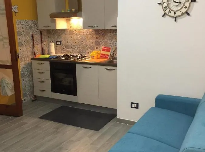 Filomena Apartman Scalea